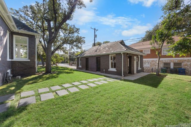 148 E Elsmere, San Antonio, TX 78212