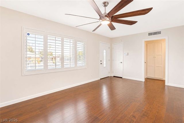 1932 Hassett Avenue, Las Vegas, NV 89104