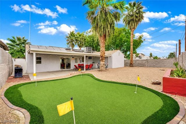 1932 Hassett Avenue, Las Vegas, NV 89104