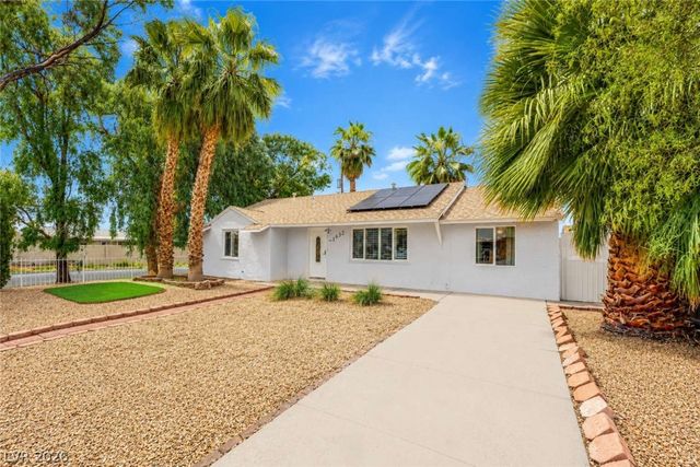 1932 Hassett Avenue, Las Vegas, NV 89104