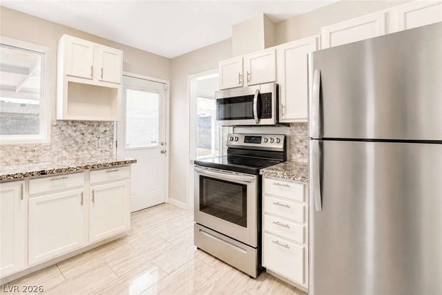 1932 Hassett Avenue, Las Vegas, NV 89104