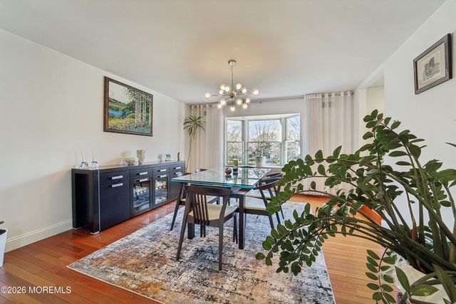 17 Riverside Lane, Holmdel, NJ 07733