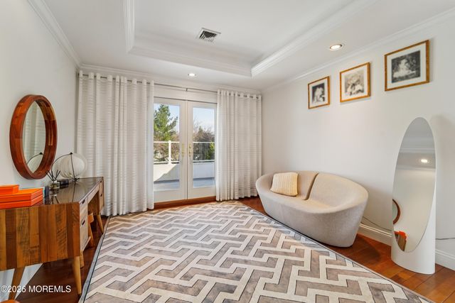 17 Riverside Lane, Holmdel, NJ 07733