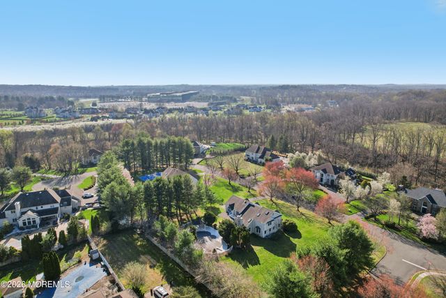 17 Riverside Lane, Holmdel, NJ 07733