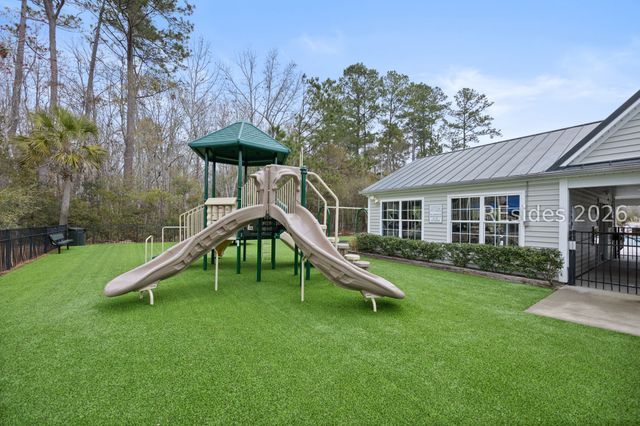 624 College Park Cir, Bluffton, SC 29909