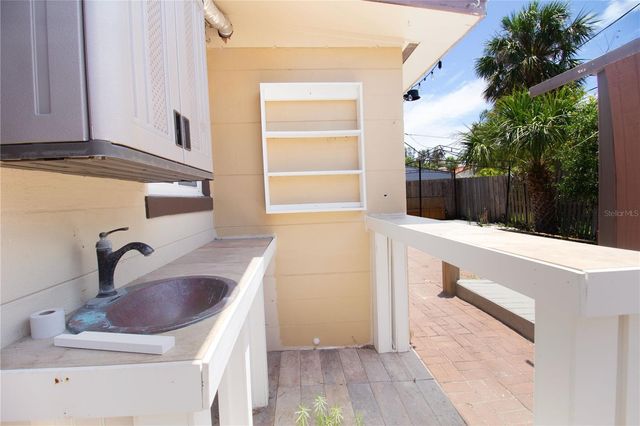112 119TH AVENUE, Treasure Island, FL 33706