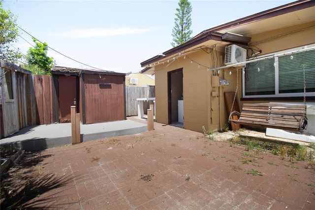 112 119TH AVENUE, Treasure Island, FL 33706