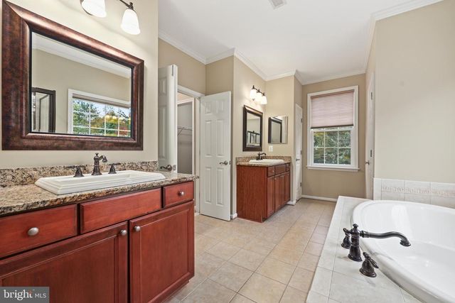 1019 E KENSINGTON CIR, Fredericksburg, VA 22401