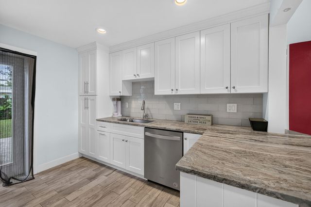 216 E 24th Street, Riviera Beach, FL 33404