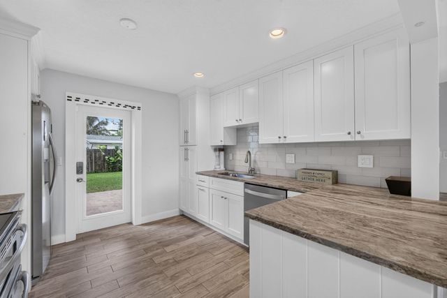 216 E 24th Street, Riviera Beach, FL 33404