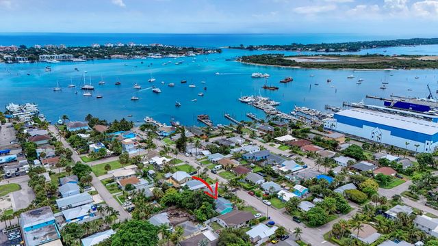 216 E 24th Street, Riviera Beach, FL 33404