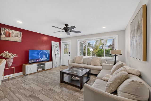 216 E 24th Street, Riviera Beach, FL 33404