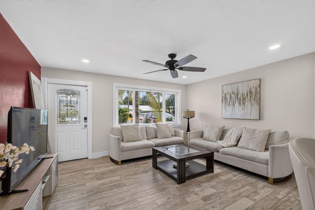 216 E 24th Street, Riviera Beach, FL 33404