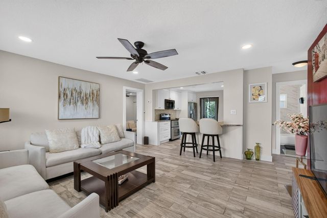 216 E 24th Street, Riviera Beach, FL 33404