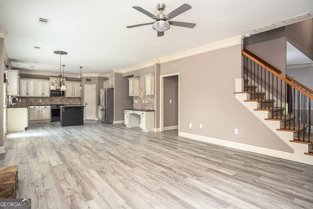 1664 Maes Overlook, Loganville, GA 30052