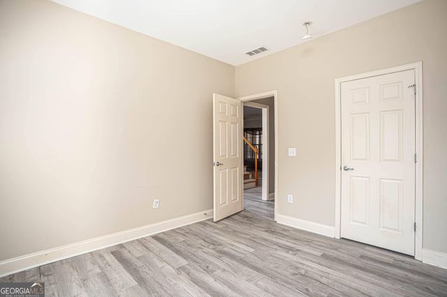 1664 Maes Overlook, Loganville, GA 30052