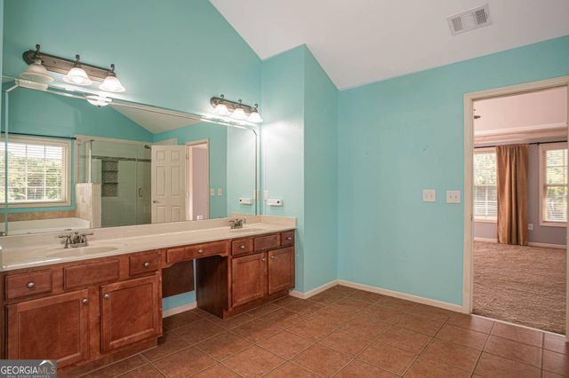 1664 Maes Overlook, Loganville, GA 30052
