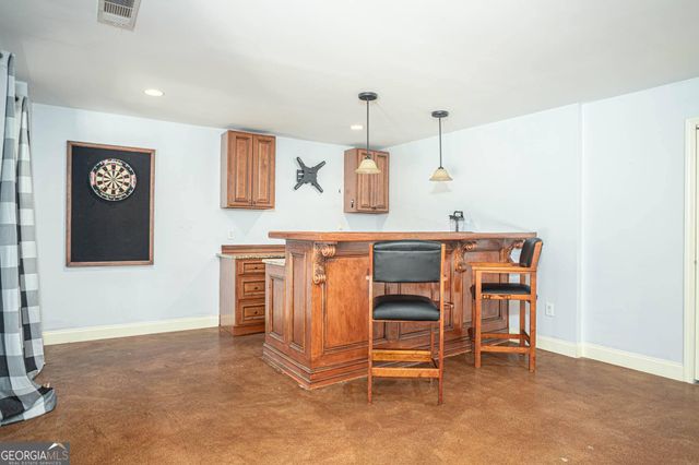 1664 Maes Overlook, Loganville, GA 30052