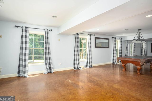 1664 Maes Overlook, Loganville, GA 30052
