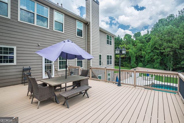 1664 Maes Overlook, Loganville, GA 30052