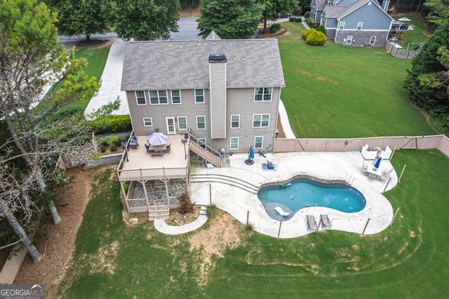 1664 Maes Overlook, Loganville, GA 30052