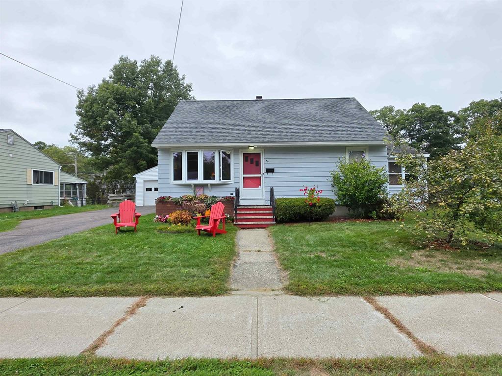 40 Arlington Court, Burlington, VT 05408