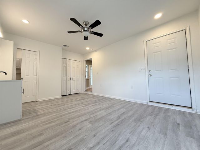 1922 Tabor Street, Houston, TX 77009