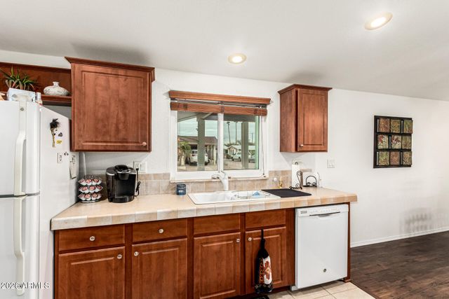 201 S GREENFIELD Road 90, Mesa, AZ 85206