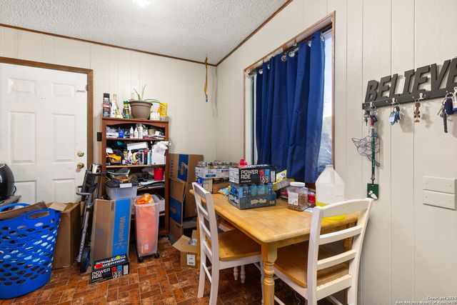 215 REDBUD LN, New Braunfels, TX 78130