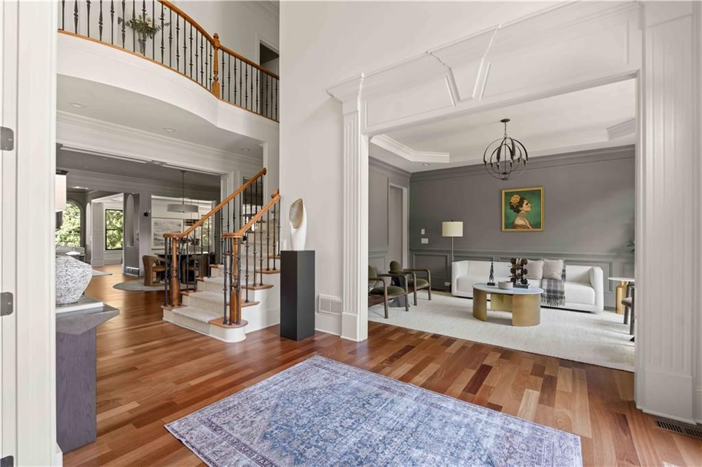 Image 6 of property listing at 1686 Montcliff Court, Decatur, GA 30033