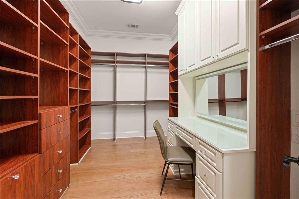 Image 60 of property listing at 1686 Montcliff Court, Decatur, GA 30033