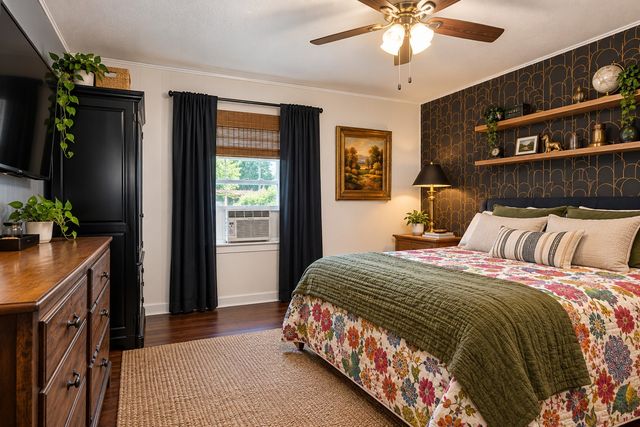 215 W Munson Street, Denison, TX 75020