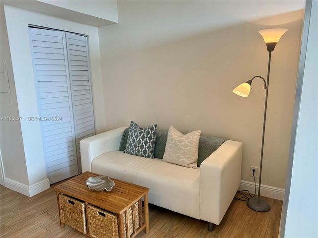 1720 Harrison Street 15F, Hollywood, FL 33020