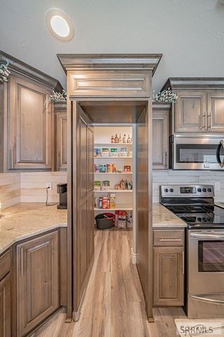 1654 Marsala Circle, Ammon, ID 83406