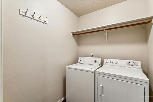 16845 Live Oak Place, Caldwell, ID 83607
