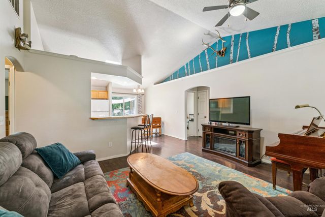 16845 Live Oak Place, Caldwell, ID 83607