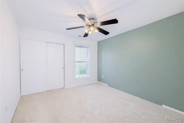 5107 Hollow Wood Court A, St Louis, MO 63128