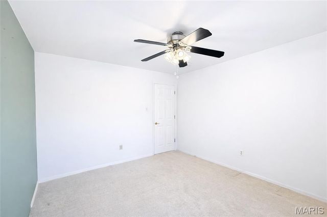 5107 Hollow Wood Court A, St Louis, MO 63128