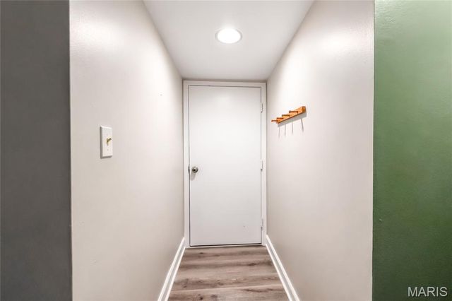 5107 Hollow Wood Court A, St Louis, MO 63128