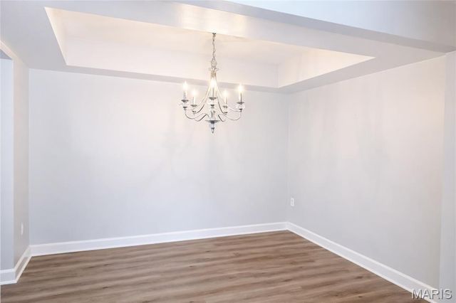 5107 Hollow Wood Court A, St Louis, MO 63128