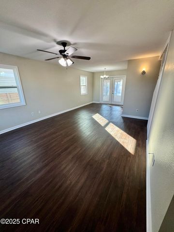 1506 Pennsylvania Avenue, Lynn Haven, FL 32444