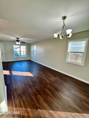 1506 Pennsylvania Avenue, Lynn Haven, FL 32444