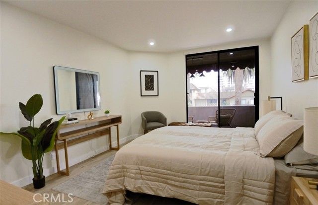 1745 Camino Palmero 537, Los Angeles, CA 90046