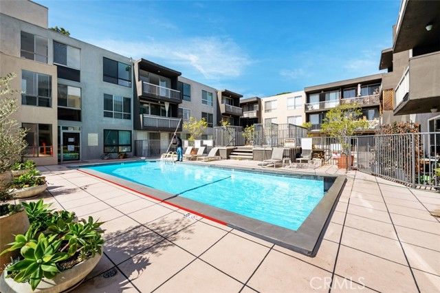 1745 Camino Palmero 537, Los Angeles, CA 90046