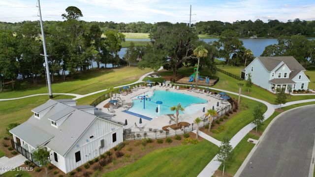 1125 Salem Bay Drive, Beaufort, SC 29902