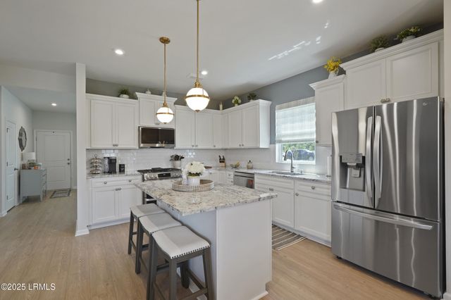 1125 Salem Bay Drive, Beaufort, SC 29902