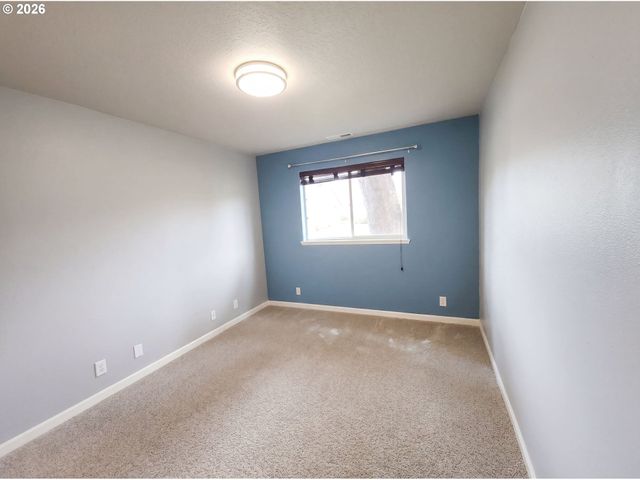 1310 WILLOW St, Junction City, OR 97448