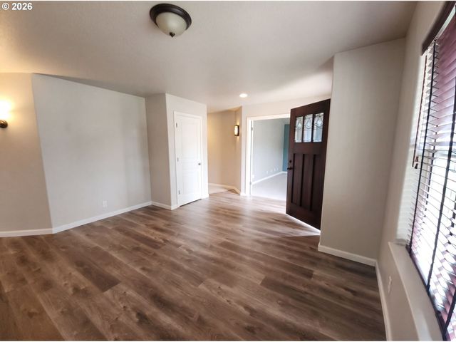 1310 WILLOW St, Junction City, OR 97448