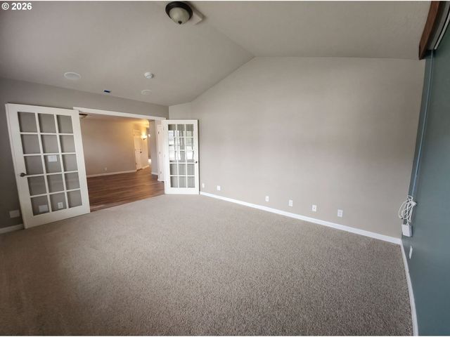 1310 WILLOW St, Junction City, OR 97448