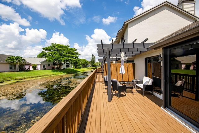 109 Landings Boulevard, Greenacres, FL 33413